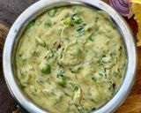 A picture of step 4 of Methi matar malai.
