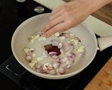 Foto langkah ke 3 dari resep Telur Buncis Oseng Bawang Devina Hermawan.
