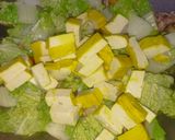 Foto langkah ke 3 dari resep Tumis sawi putih tahu cumi asin.