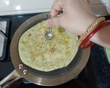 A picture of step 7 of Palak Paneer Paratha (Cottage cheese stuffed Spinach Flatbread).