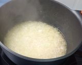 A picture of step 4 of Meatballs in Onion Sauce.
