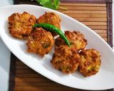 A picture of step 3 of Cabbage pakoda.