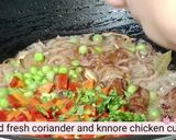 A picture of step 3 of Arabic fried rice 🌾.