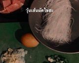 รูปขั้นตอนการทำที่ 1 ของ วุ้นเส้นผัดกะหล่ำปลีใส่ไข่