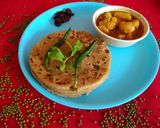 A picture of step 4 of Sprout paratha.