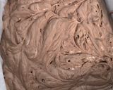 Foto langkah ke 3 dari resep Choco Cake Slice.