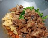 Foto langkah ke 5 dari resep Ayam Nanas Asam Manis.