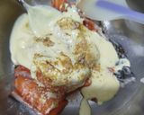 Foto langkah ke 3 dari resep Salmon Puff Pastry with Mushroom Sauce.
