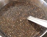 A picture of step 1 of Berry chia pudding.