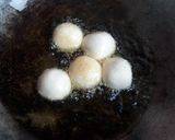 Foto langkah ke 4 dari resep Chapssal Donuts (Donat Korea).