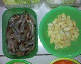 Foto langkah ke 1 dari resep Capcay Goreng.