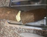 Foto del paso 1 de la receta: Muchines o Bolitas de yuca con queso