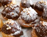 Foto del paso 5 de la receta: Profiteroles de crema con cobertura de chocolate al caramelo