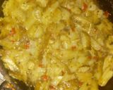 Foto del paso 4 de la receta: Tortilla de papa con cebolla y morrón