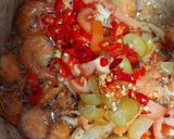 Foto langkah ke 3 dari resep Asam Pedas Tumis Pare Belut dan Udang.