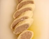 Foto langkah ke 7 dari resep Chicken Egg Roll.