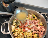 Foto del paso 10 de la receta: Falso arroz de coliflor con rape, gambas y alcachofas