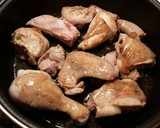 Foto del paso 5 de la receta: Estofado de pollo con patatas y olivas amarillas