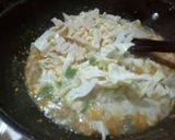 Foto langkah ke 4 dari resep Seblak udang bakso.