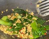 Foto langkah ke 4 dari resep Cah Pokcoy Telur OrakArik.
