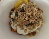 Foto del paso 2 de la receta: Yogurt con frutas y granola
