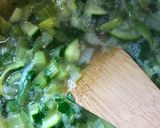 A picture of step 4 of Green soup for Spring - vegan.