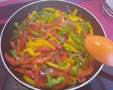 Foto del paso 1 de la receta: Rollitos de solomillos de pollo con masa filo