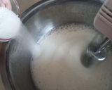 Foto langkah ke 3 dari resep Moo Moo Roll Cake.