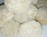 A picture of step 3 of Sweet potato ball.