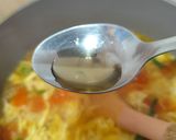 Foto langkah ke 5 dari resep Tang hua tang - sup tomat telur.