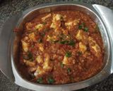 A picture of step 1 of Lababdar Paneer with Naan.