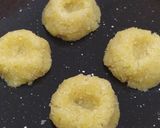Foto del paso 3 de la receta: Galletitas de coco y Dulce de leche
