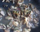 Une image de l'étape 2 de Tagliatelles crémeuses à l'ail et aux champignons #tablierdor2023.