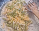 Foto del paso 5 de la receta: Pasta carbonara a mi manera !! 🤪