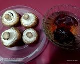 Foto del paso 1 de la receta: Fricandó de pollo con setas portobello y timbal de arroz