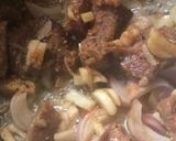 A picture of step 2 of Goulash.