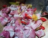 Foto langkah ke 2 dari resep Oseng Cumi Cabe Bawang.