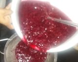 A picture of step 6 of Pulpy black grape juice.