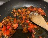 A picture of step 3 of Smokey Squash, Chorizo and Red Pepper linguine.