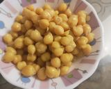 A picture of step 2 of Papri chat.