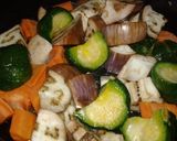 Foto del paso 3 de la receta: Guarnición de vegetales salteados