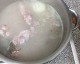 Foto del paso 1 de la receta Pies de cerdo con boletus