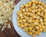 A picture of step 2 of Hummus.