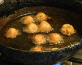 A picture of step 3 of Sweet Cheedai.