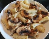 A picture of step 2 of Sig's Mushroom and Pasta Salad.
