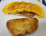 Foto del paso 3 de la receta Sándwich de tortilla de jamón con tostadas