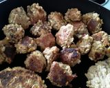 Foto del paso 3 de la receta: Albóndigas🍱 de leguminosas y semillas de calabaza🎃 en salsa agridulce🍯
