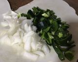 Foto del paso 1 de la receta: Rajas de chile poblano con huevo