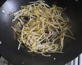 Foto del paso 6 de la receta: Fideos de arroz, salsa de ostras y brotes de soja