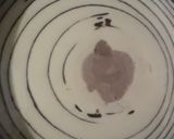 A picture of step 5 of Zebra Čake.